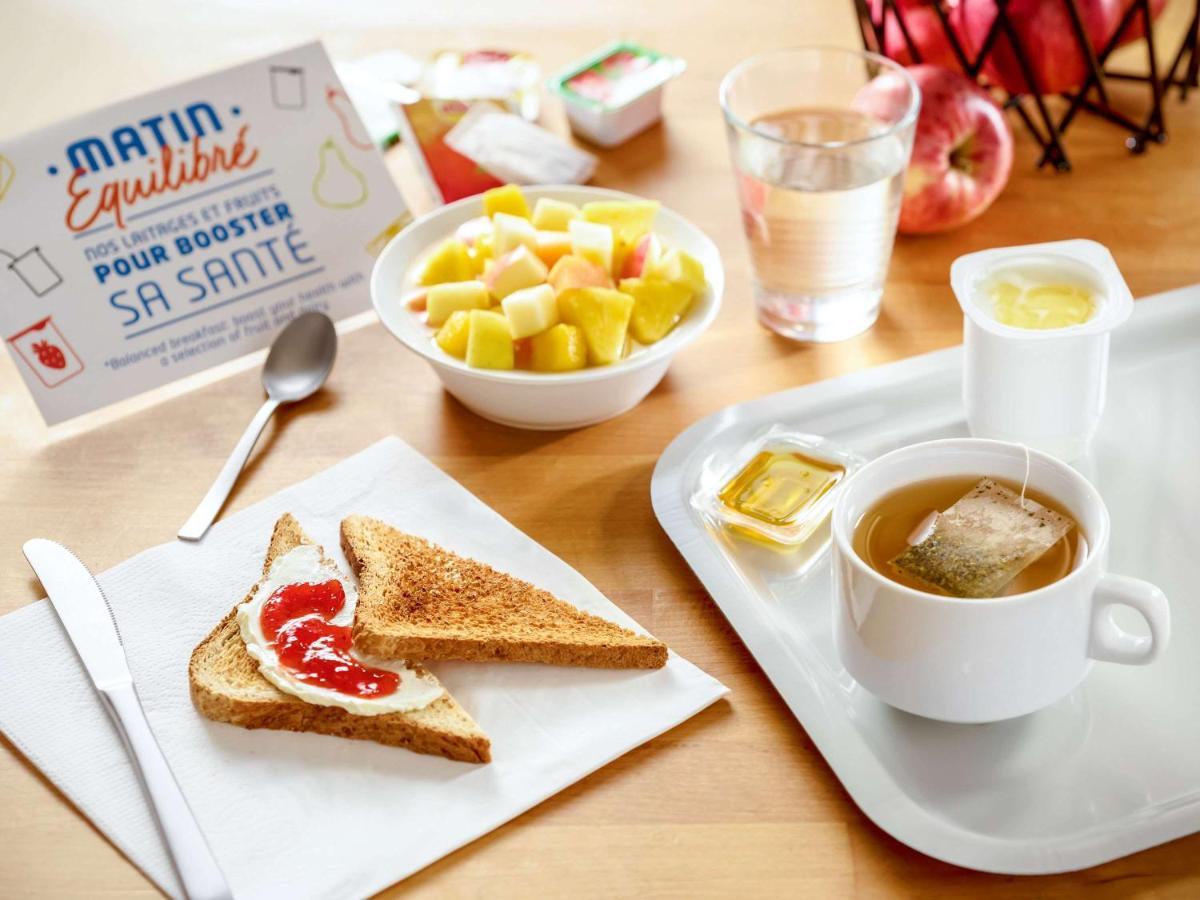 Ibis Budget Cergy St Christophe Экстерьер фото