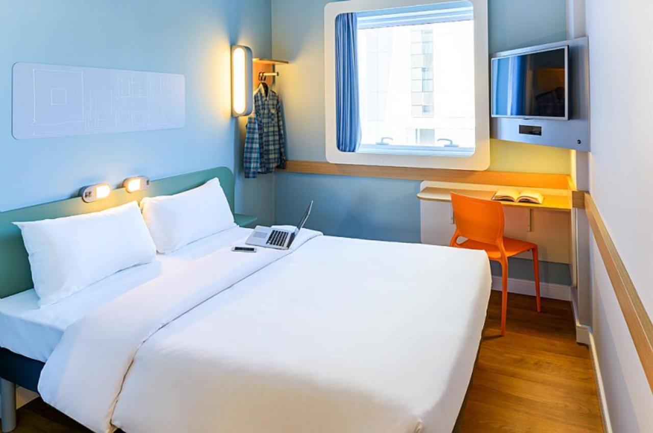 Ibis Budget Cergy St Christophe Экстерьер фото