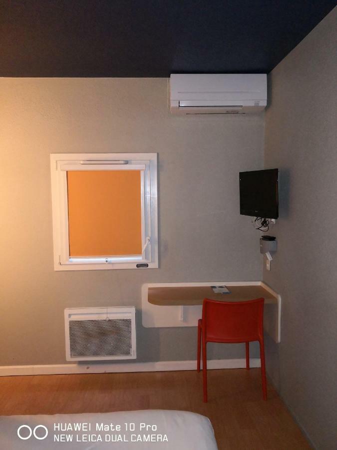 Ibis Budget Cergy St Christophe Экстерьер фото