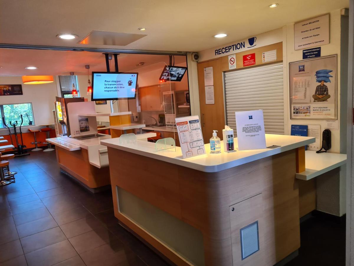 Ibis Budget Cergy St Christophe Экстерьер фото