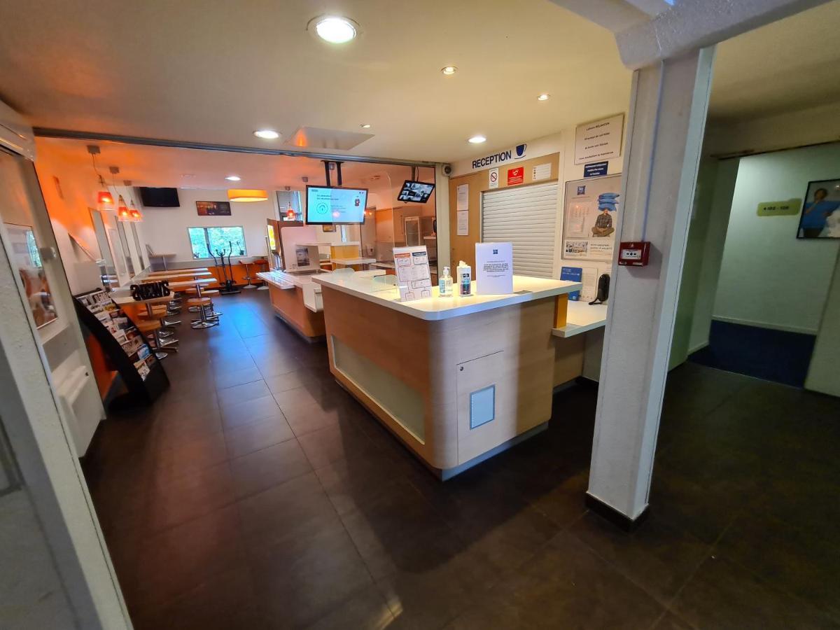 Ibis Budget Cergy St Christophe Экстерьер фото